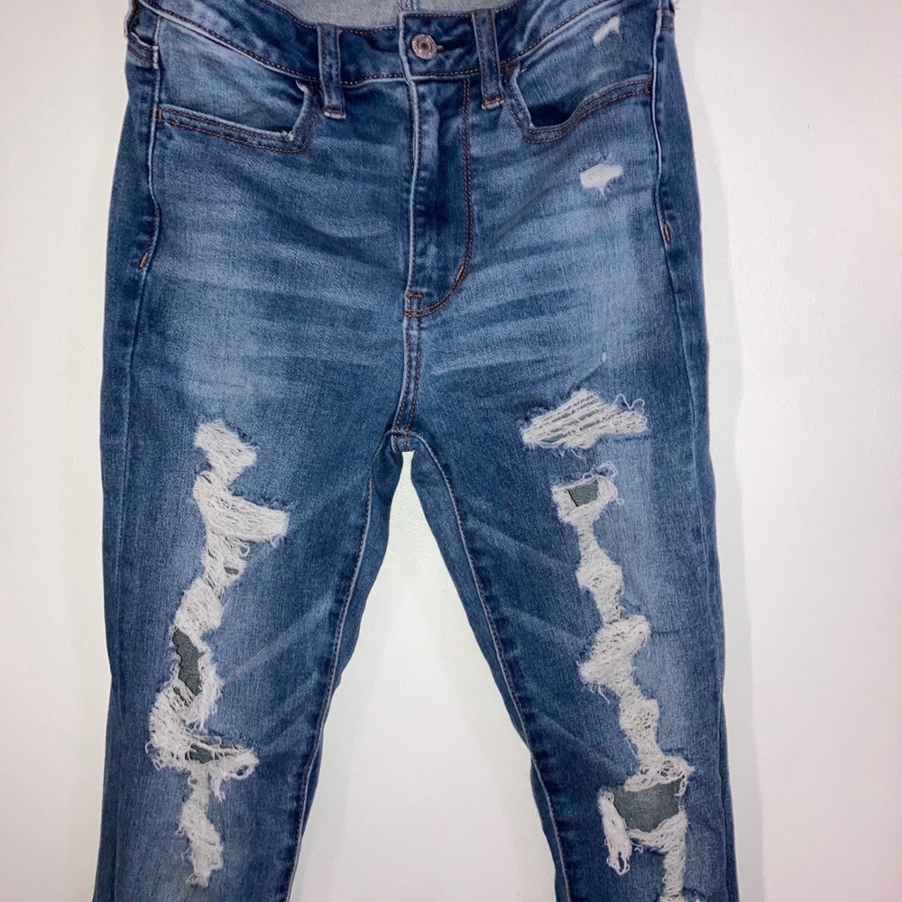 American eagle ripped jeans